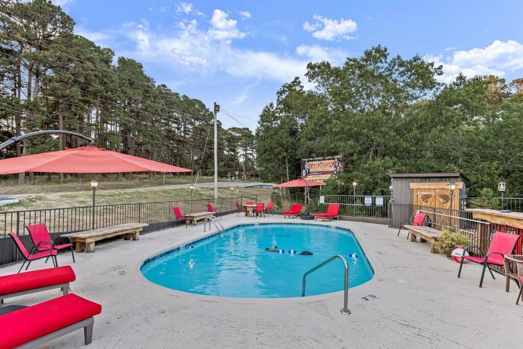 Stonegate Lodge King Bed Wifi 50 In Roku Tv Salt Water Pool Room # 101 Eureka Springs Esterno foto